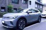 Volkswagen ID.4  77 kWh 150 kW  mit Navi und Panoramadach