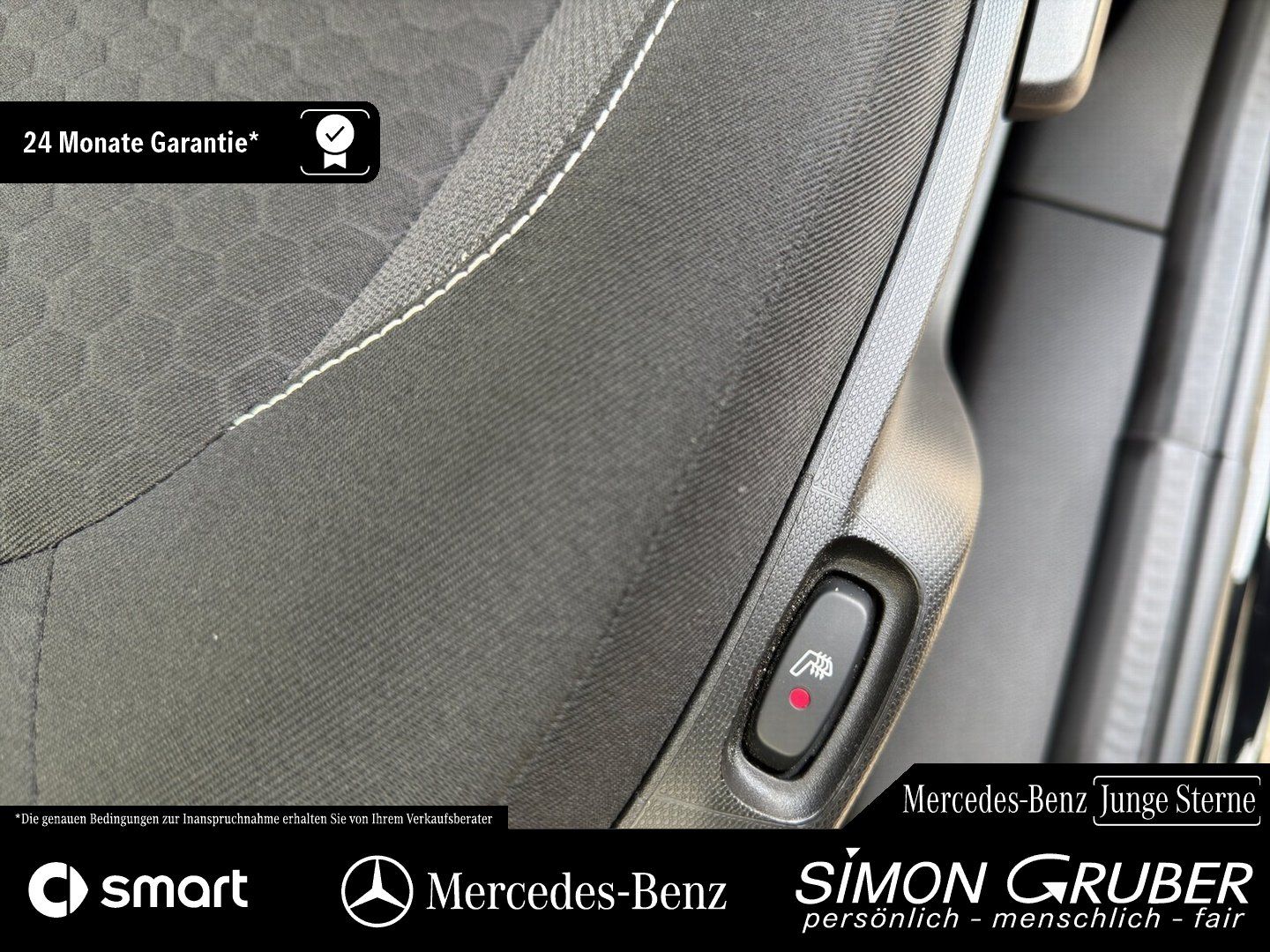 Fahrzeugabbildung Smart Smart ForTwo EQ Cabrio Exclusive LED 22KW Kamera