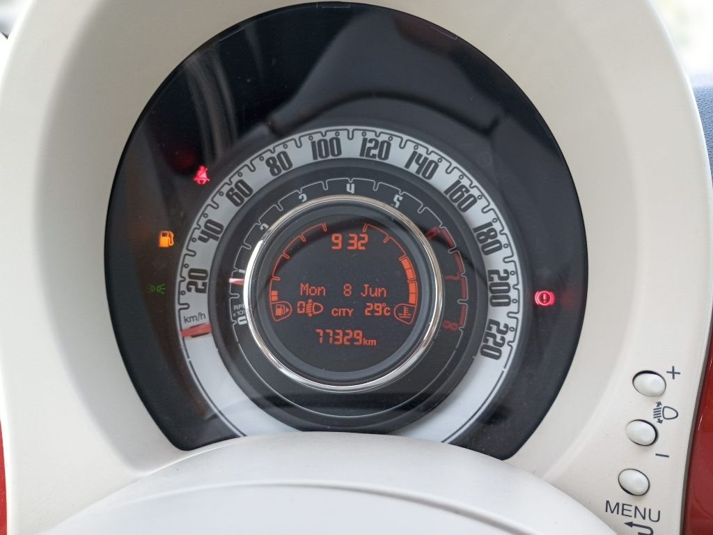 Fahrzeugabbildung Fiat 500 Cabrio 1,2 LOUNGE Klima PDC Alu