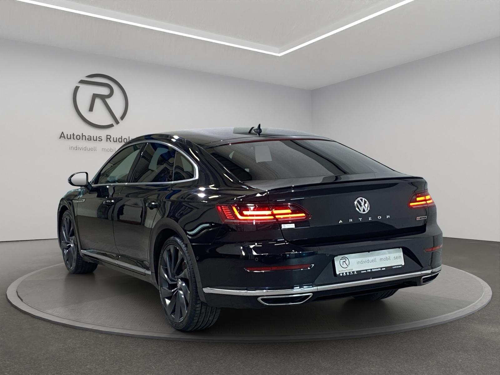 Volkswagen Arteon 2.0 TDI 4Motion DSG R-Line / Navi LED