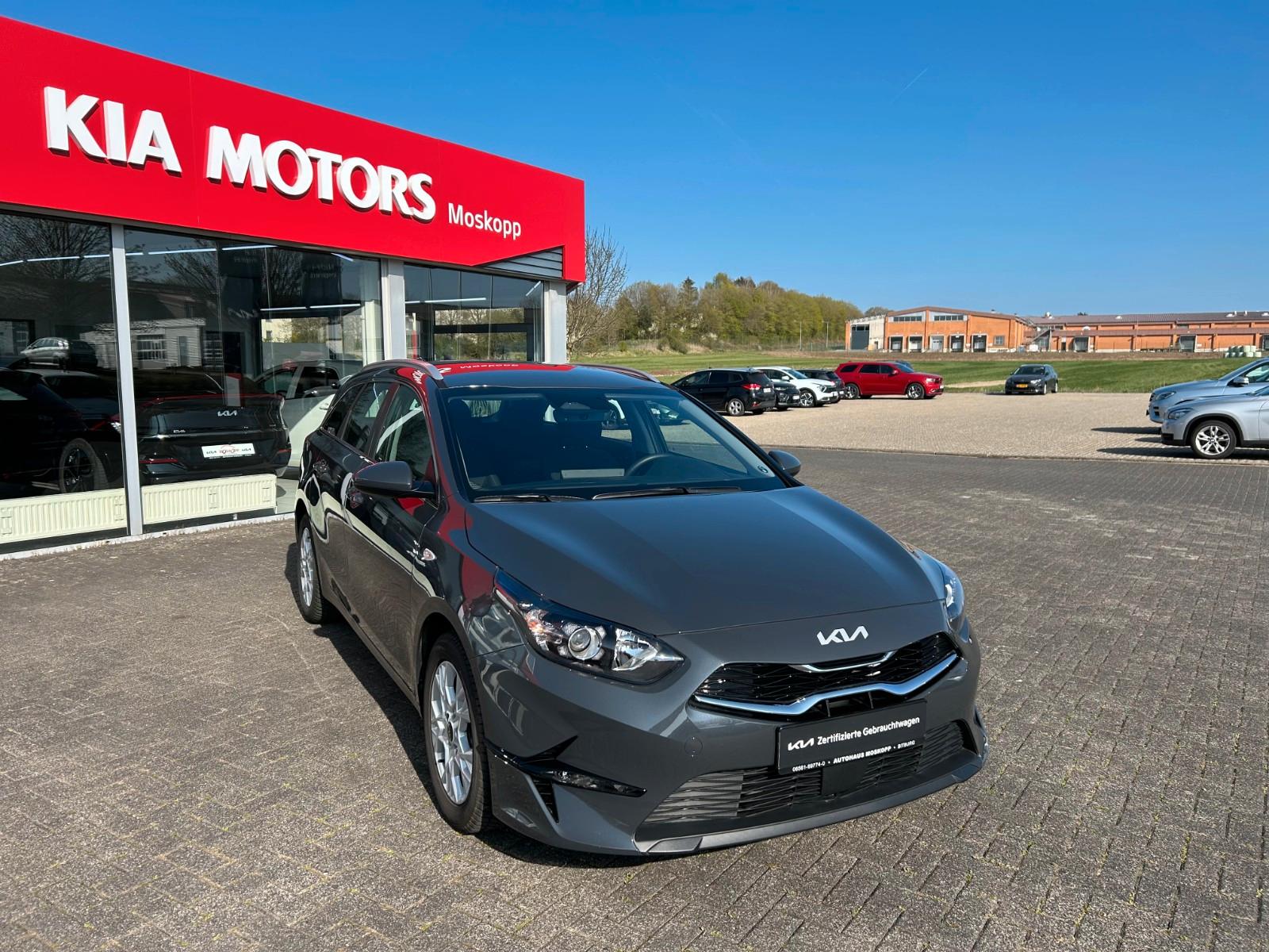 Kia Ceed SW 1,5T DCT Vision Komfort+ Navi Kamera SHZ