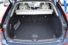 Fahrzeugabbildung Volvo XC60 B5 D AWD Autom. Ultimate Dark*STDHZG*ACC