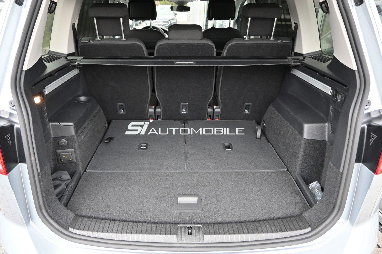 Fahrzeugabbildung Volkswagen Touran 1.5 TSI DSG °UVP 61.017€°ACC°AHK°STANDHEI
