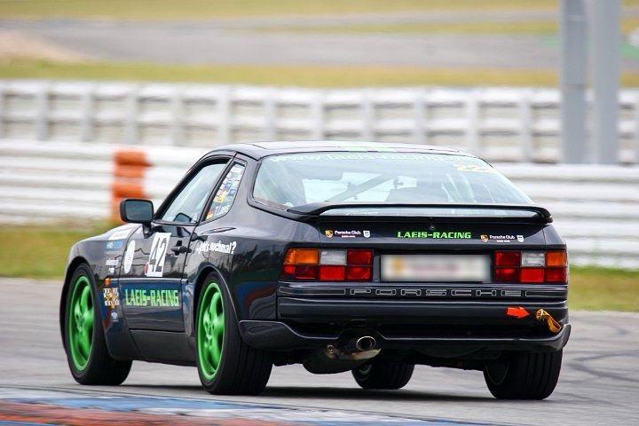 Porsche 944