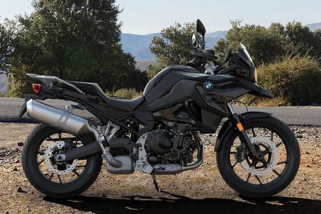 BMW F 800 GS 'Triple Black' + Tieferlegung 'Eröffnun