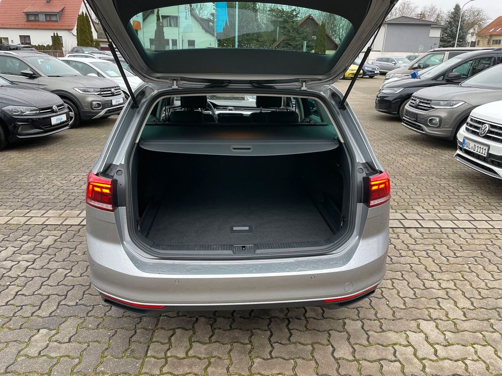 Passat Var. Business TSi DSG Navi AZV LED Busine