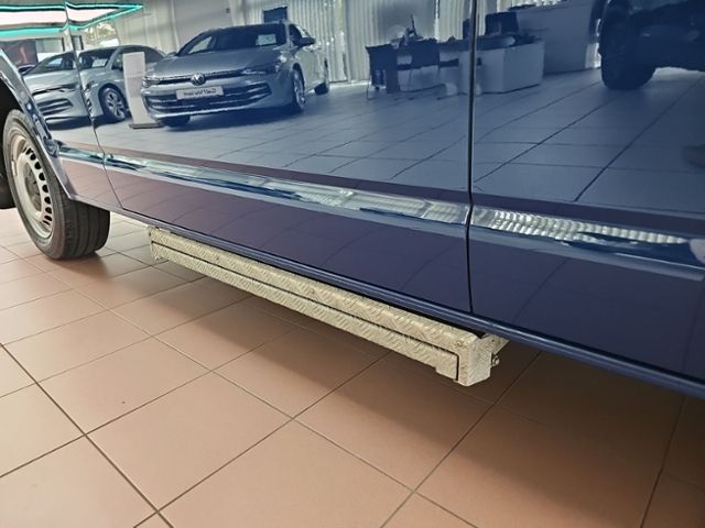 Fahrzeugabbildung Volkswagen T6 Transporter Kombi LR 2.0 TDI AHV KLIMA 9-SITZ