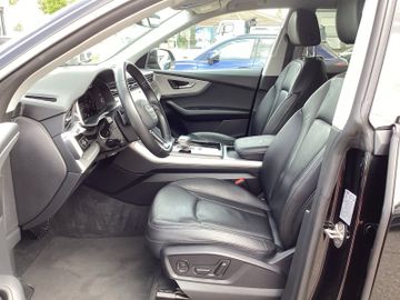 Audi Q8 - 9