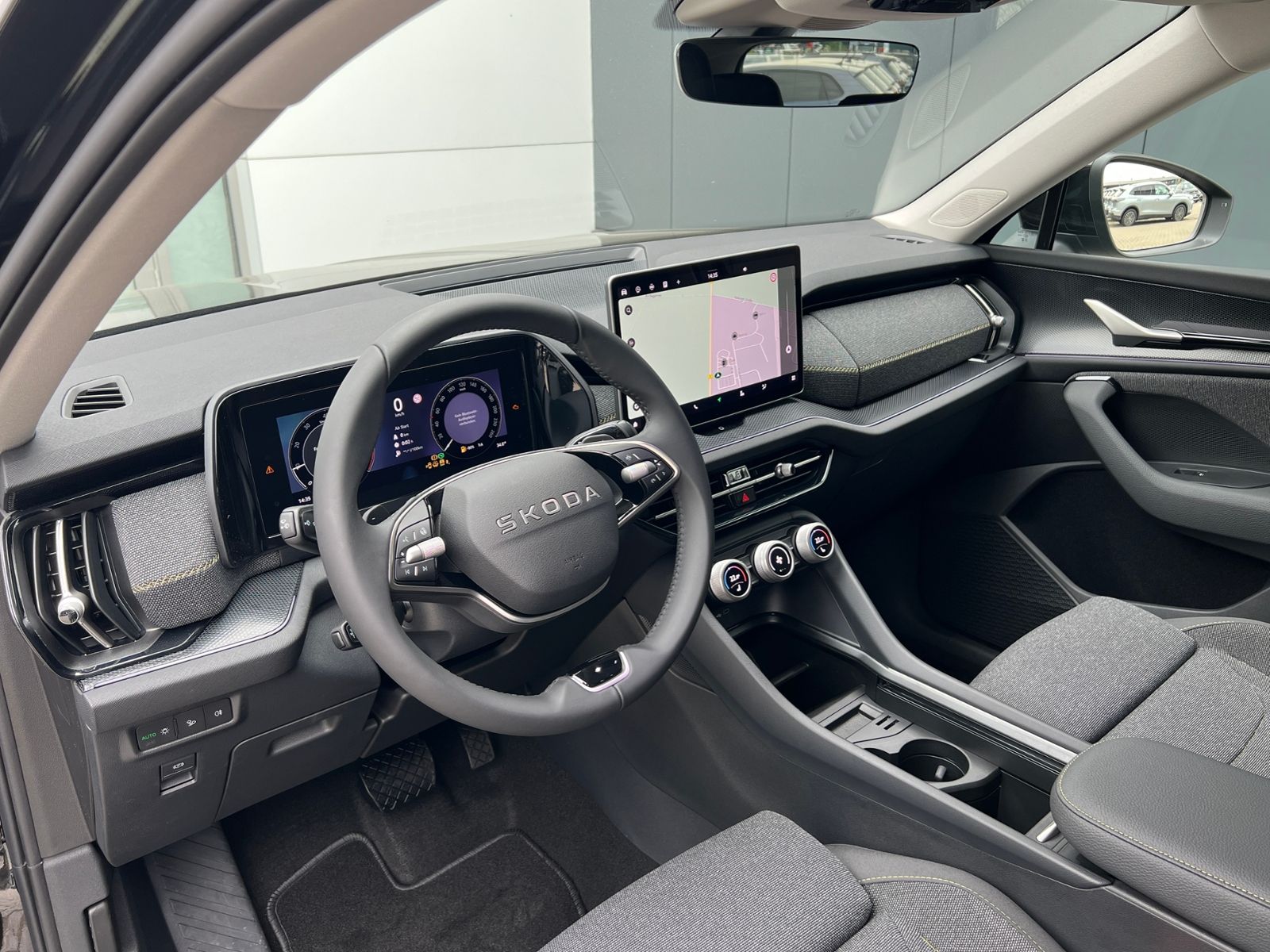 Fahrzeugabbildung SKODA Kodiaq Selection 2.0 TDI DSG *AHK, Kamera, Navi*