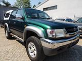 Toyota Hilux D-Cab Spezial 4x4 2.5 LKW-AHK-WEBASTO-DOKA - Toyota Hilux: 2.5