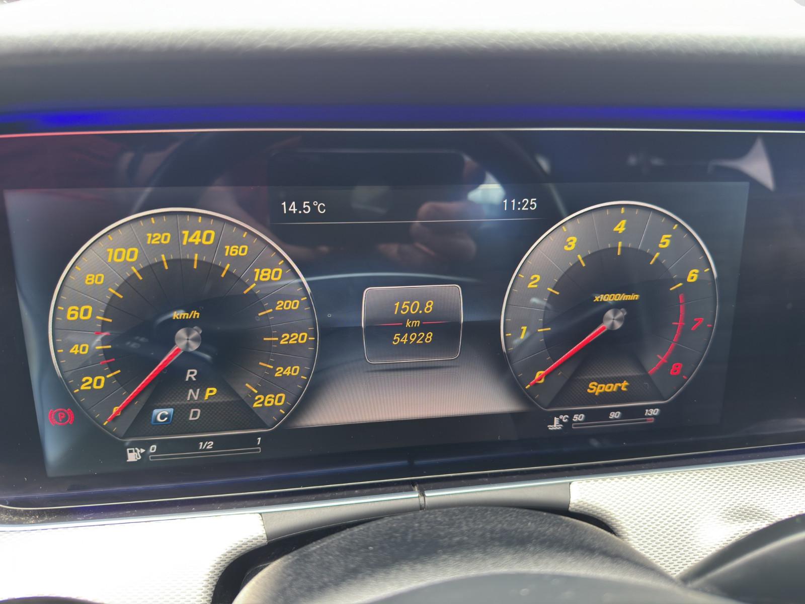 Mercedes-Benz E 300 E Limousine E 300  54628-KM 1-Hand AMG-L