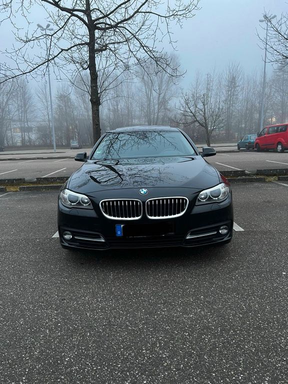 Image of BMW 530