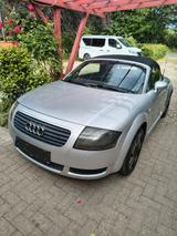 Audi TT Roadster (Cabrio) 1.8T 132 kW, 8N, TÜV 12/26 - Audi aus 1999: Cabrio