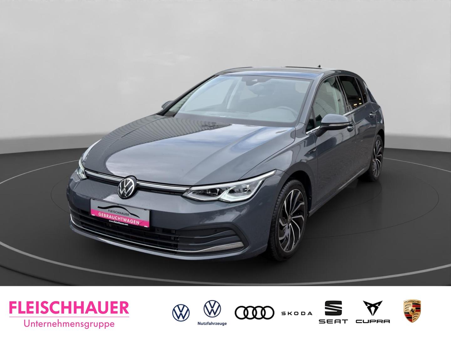 Volkswagen Golf VIII Style 2.0 TDI   Navi+AHK+ACC+CarPlay+R