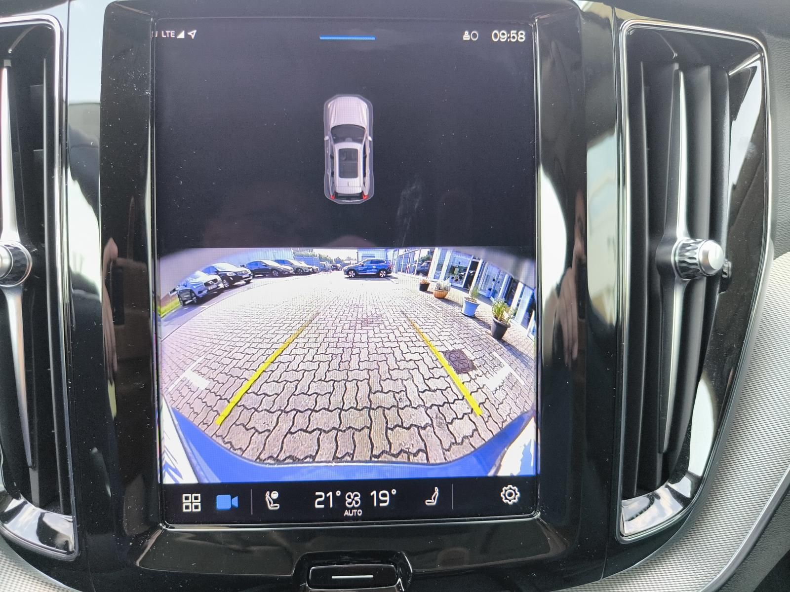 Volvo XC60 - Bild 18