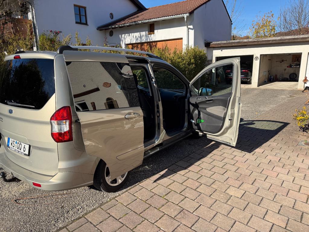 Ford Tourneo Courier