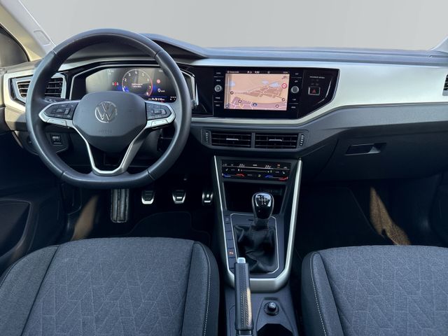 Polo VI 1.0 TSI Move *Navi*SHZ*PDC*APP-Connect*