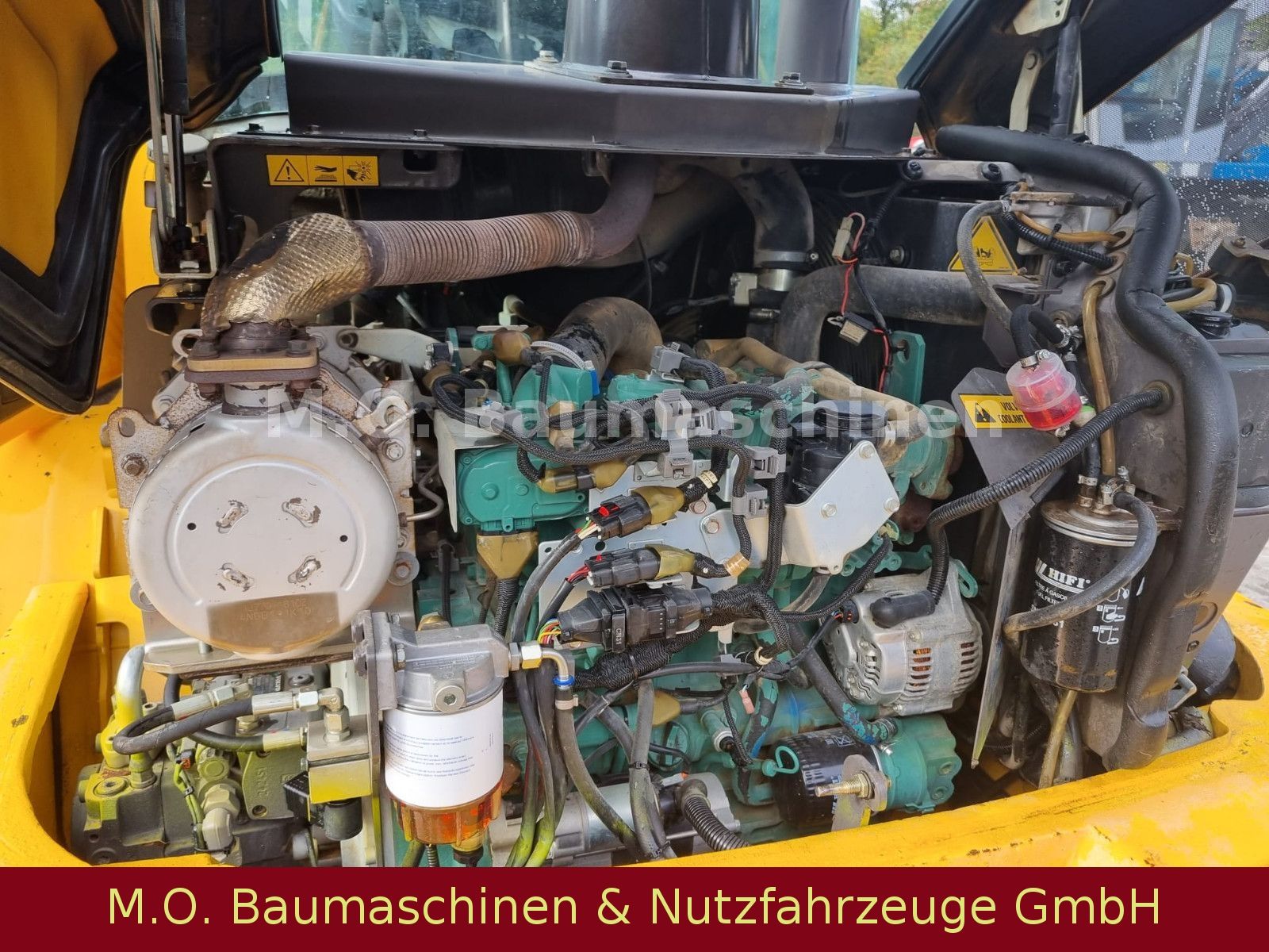 Fahrzeugabbildung Volvo L 30 G / SW / Klappschaufel / Gabel /