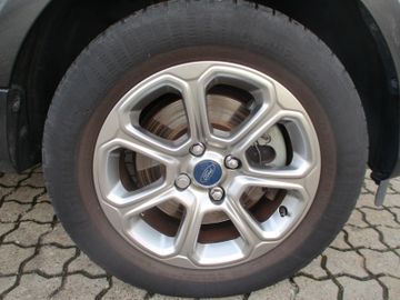 Ford EcoSport Titanium  PDC + Kamera + Winterpaket