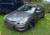 Hyundai i30 1.4 Benzin - Hyundai i30 Gebrauchtwagen in Lübeck