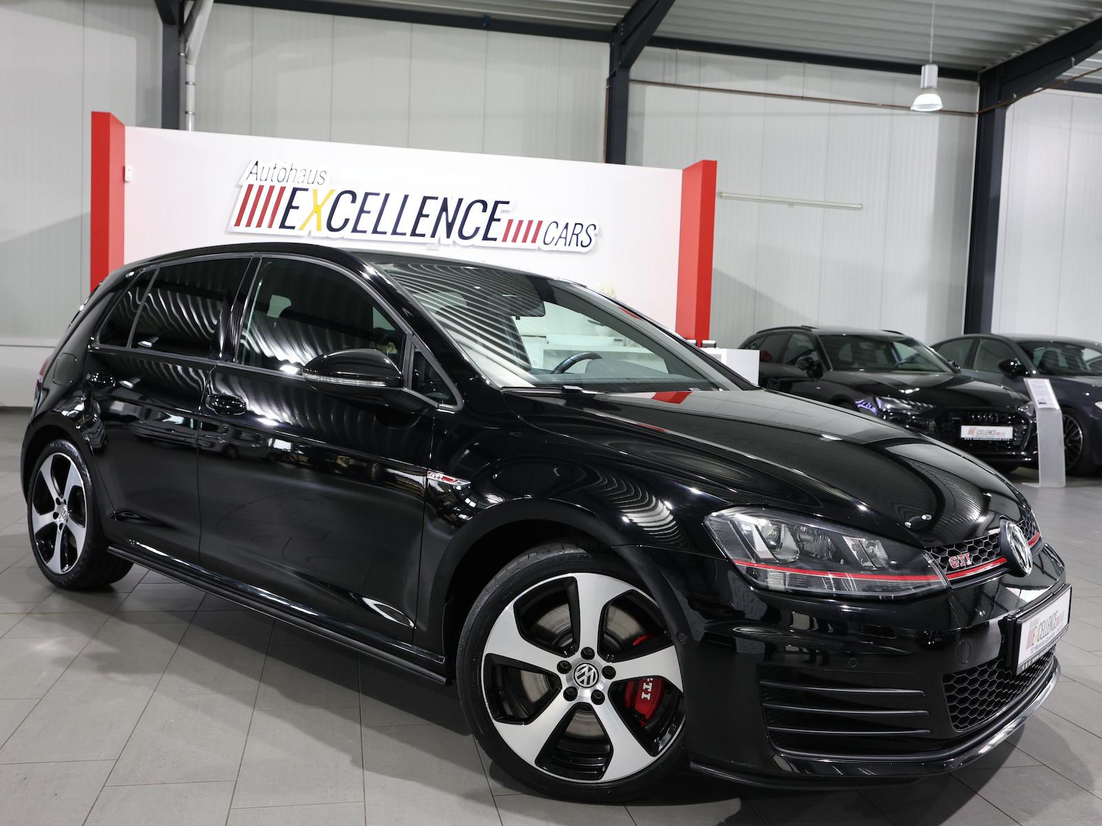 Volkswagen Golf GTI VII 2.0 TSI BUSINESS PERFORMANCE XENON