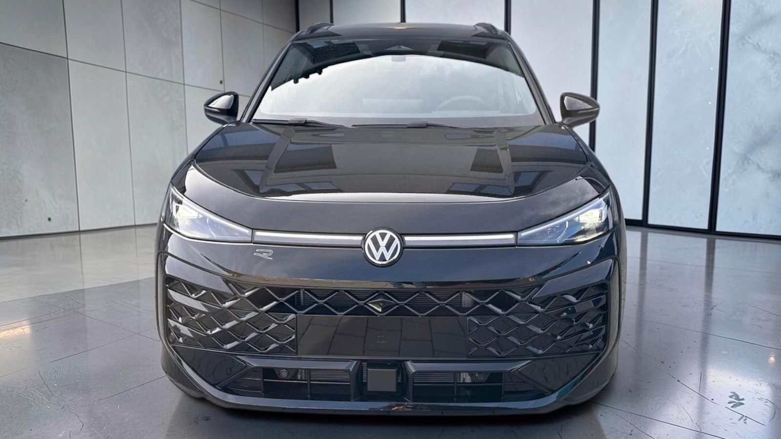 Volkswagen T-Roc 1.5 eTSI 110 kW R-Line imagem 2
