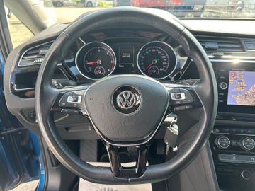 Fahrzeugabbildung Volkswagen Touran 2.0 TDI Highline 7 Sitze LED