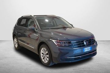 Volkswagen Tiguan - 3