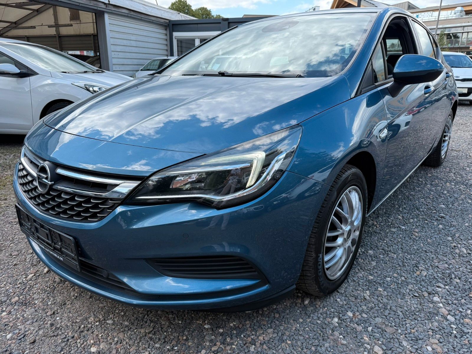 Fahrzeugabbildung Opel Astra K Lim. 5-trg. Business Start/Stop