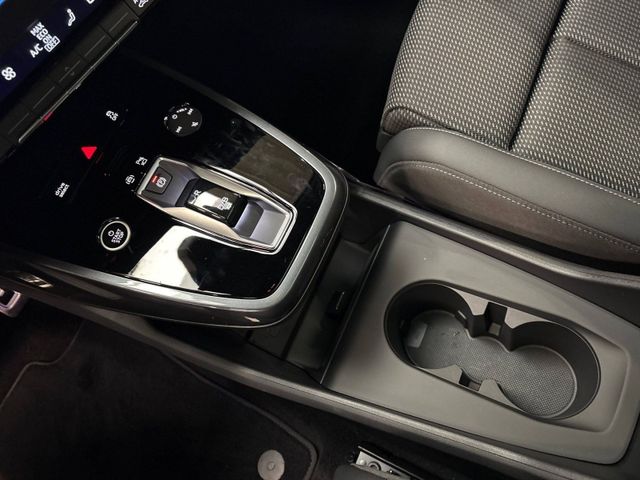 Q4 Sportback e-tron 55 QUATT S-LINE MATRIX+PANO+