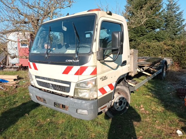 Mitsubishi Fusco Canter 7C 15 Fahrgestell 6m.