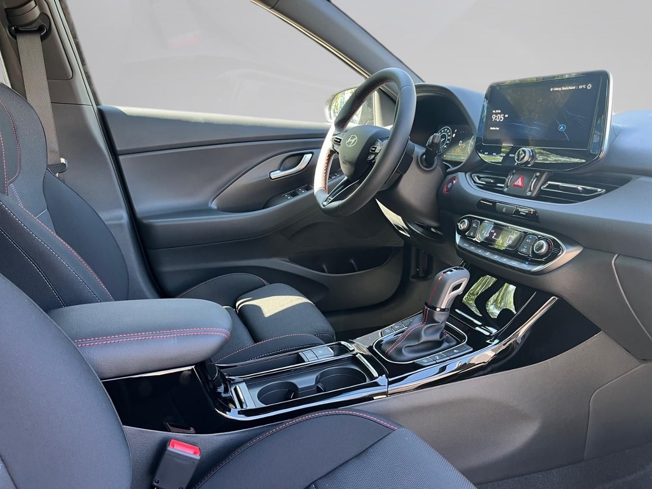 Fahrzeugabbildung Hyundai i30 N-LINE X *KLIMAA*CARPLAY*NAVI*BT*SHZ*LHZ*USB