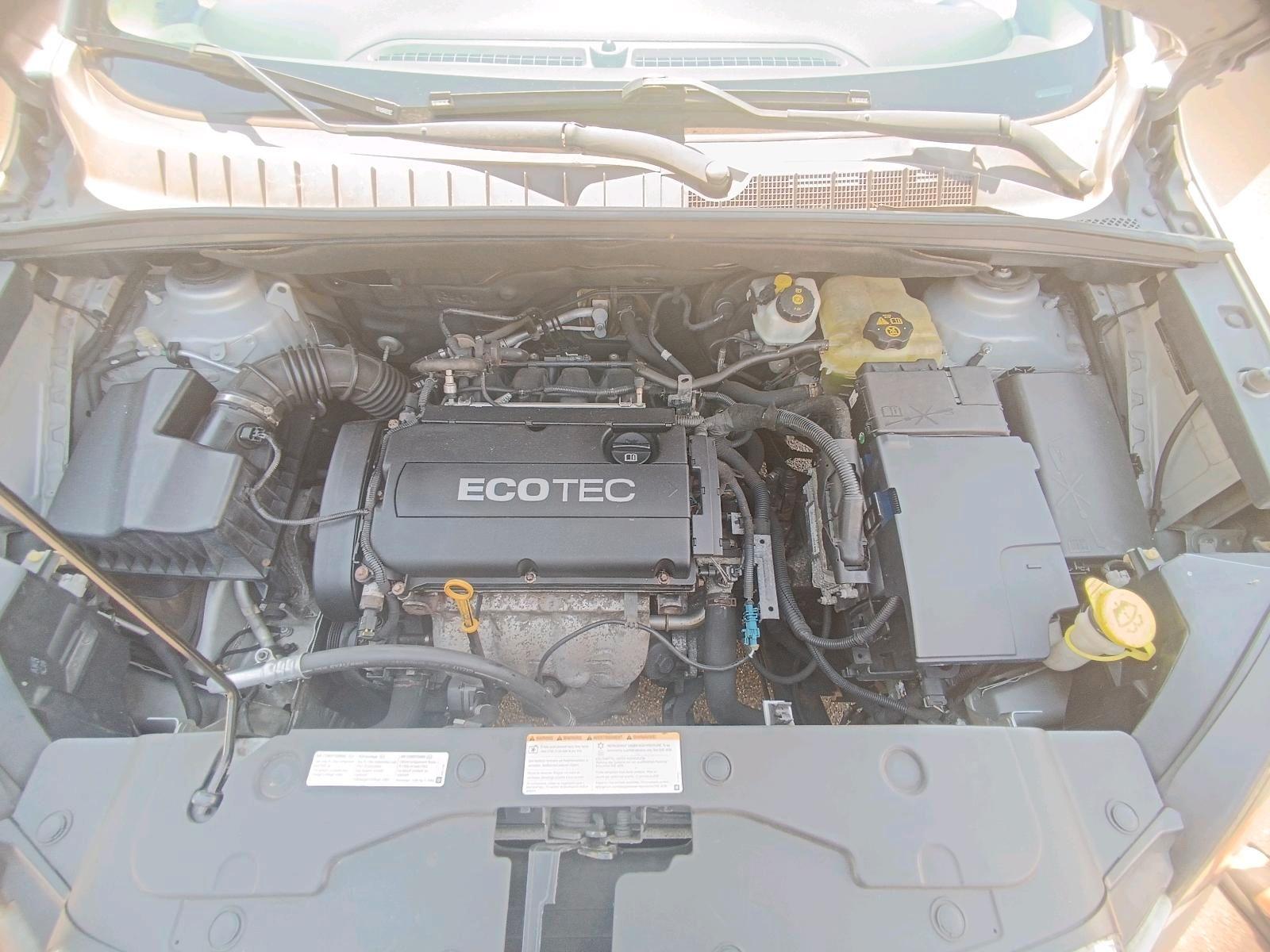 Chevrolet Orlando 2012 — photo 5