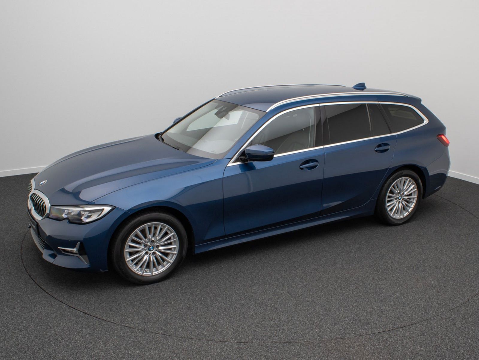 Fahrzeugabbildung BMW 320d Luxury Line DAB CockpitPlus PDC Leder