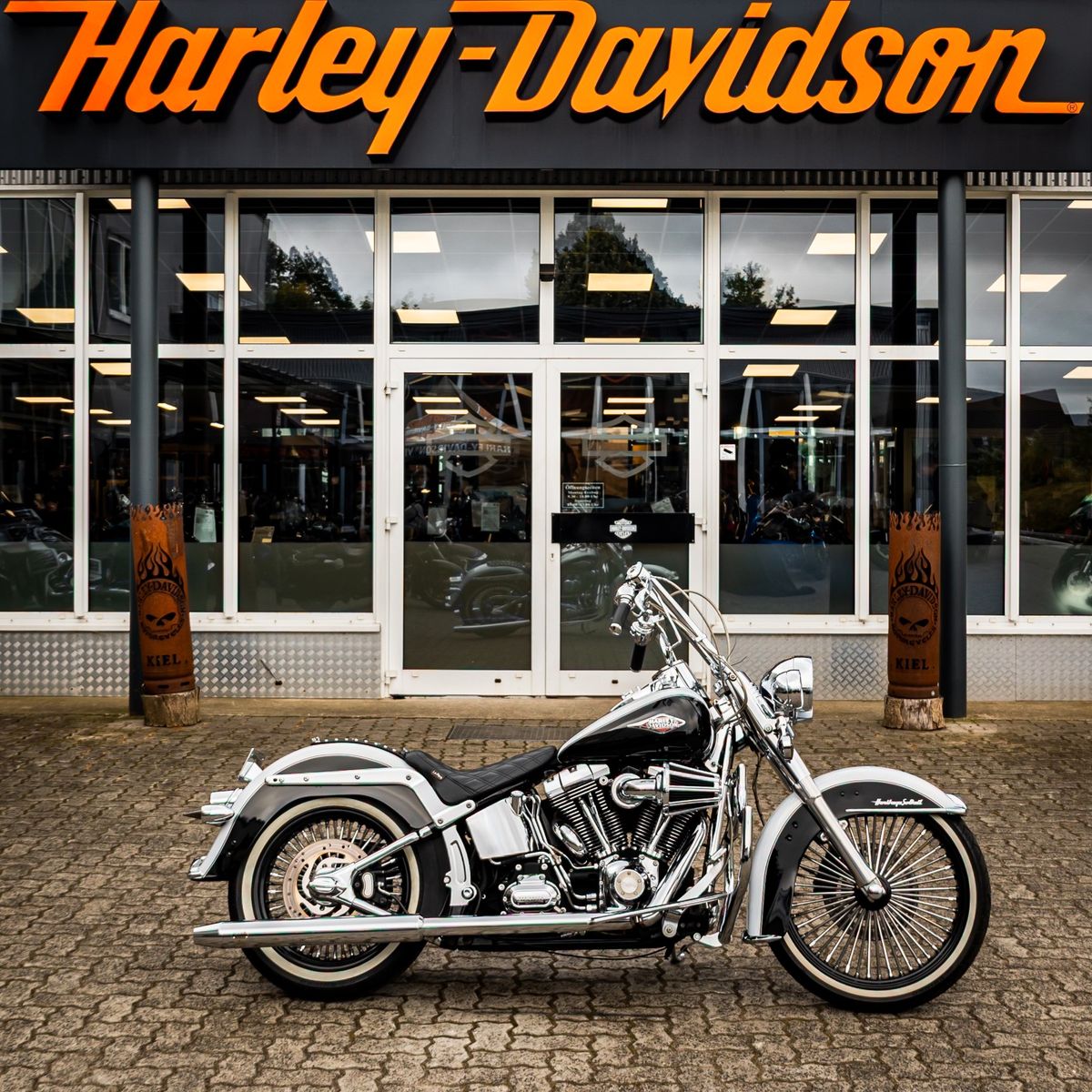 Fahrzeugabbildung Harley-Davidson FLSTC Heritage Classic Twin Cam 96 cui - Chicano