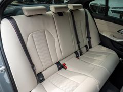 BMW M3 – 28 / 32