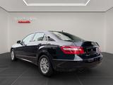 Mercedes-Benz E 250 CGI Elegance-AUTOMATIK-AHK-TEMPOMAT-8FACH - gebrauchte Mercedes-Benz E 250 aus dem Jahr 2009