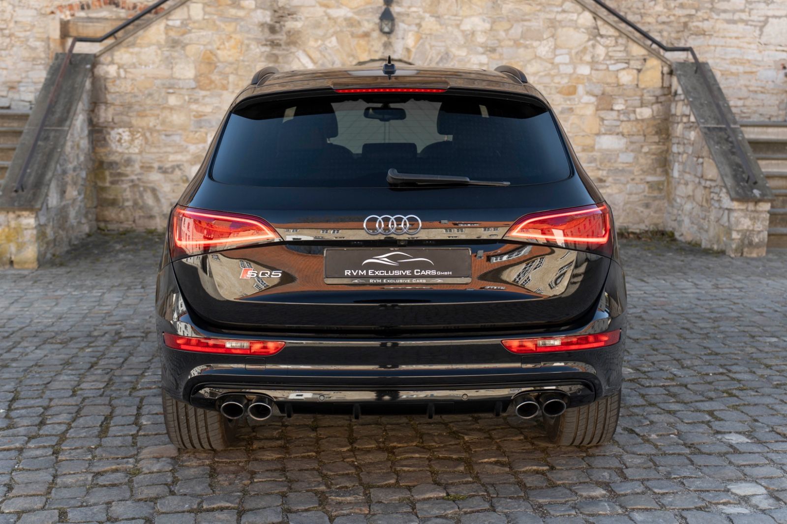 Fahrzeugabbildung Audi SQ5 3.0TFSI QUATTRO B&O BIXENON KAM NAV ALC PANO