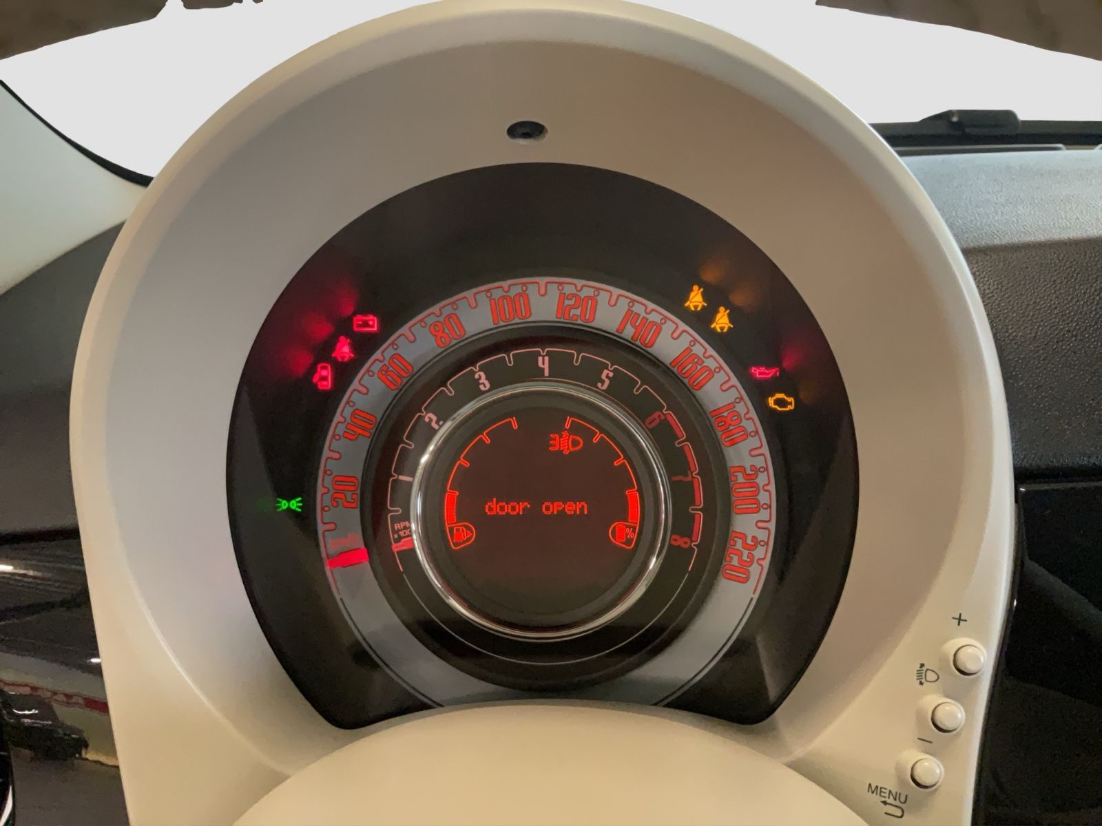 Fahrzeugabbildung Fiat 500 Dolcevita + Ganzjahresreifen