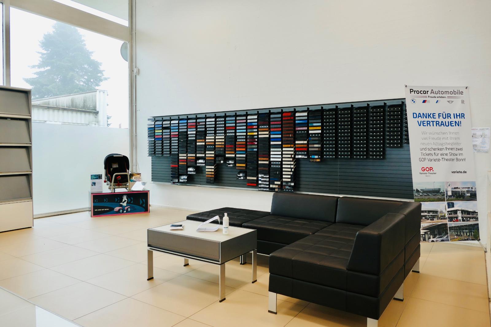 showroom-image-bottom