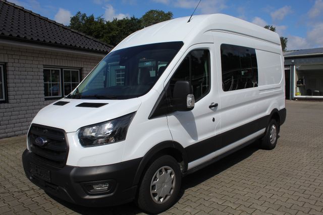 Fotografie des Ford Transit