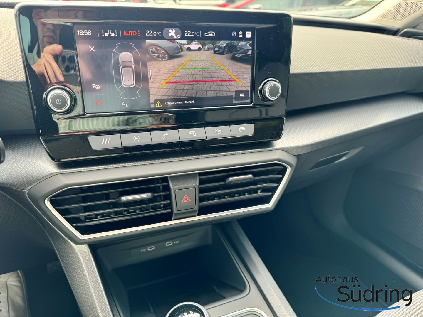 Leon Style Edition 1.0 TSI FULL LINK Rückfahrk.