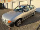 Opel Astra 1,8 GLS Automatik Schiebedach - gebrauchte Opel Astra aus dem Jahr 1992