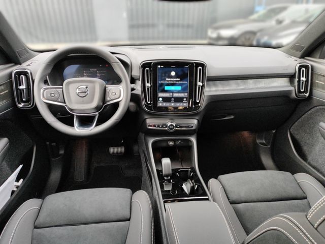 VOLVO EX40 (Bild 17 von Array)