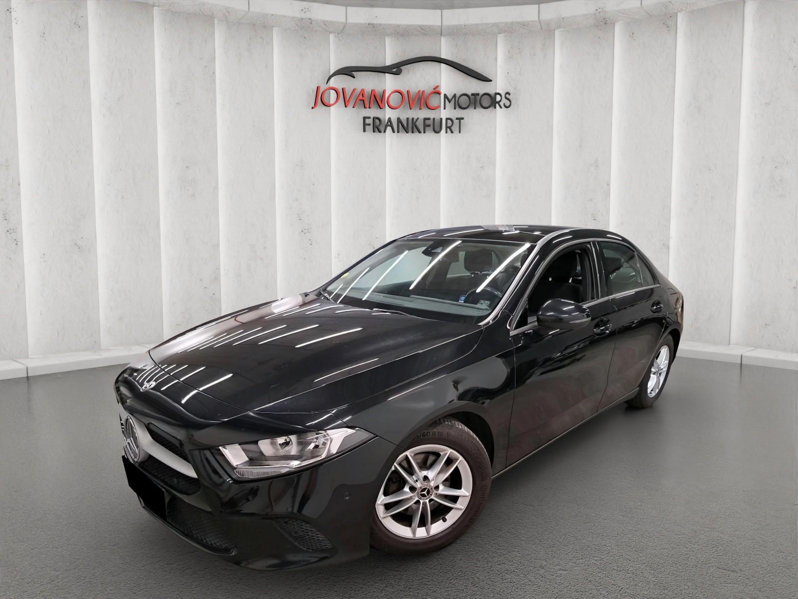 Mercedes-Benz A 180 d 7G-DCT PANO,SportMFLR,RFK, SHZ*25