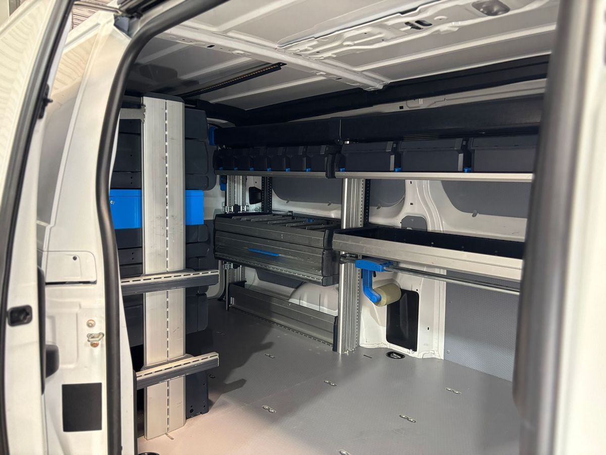 Fahrzeugabbildung Opel Vivaro 2.0D Edition L3#2x Sortimo#Kamera#Carplay