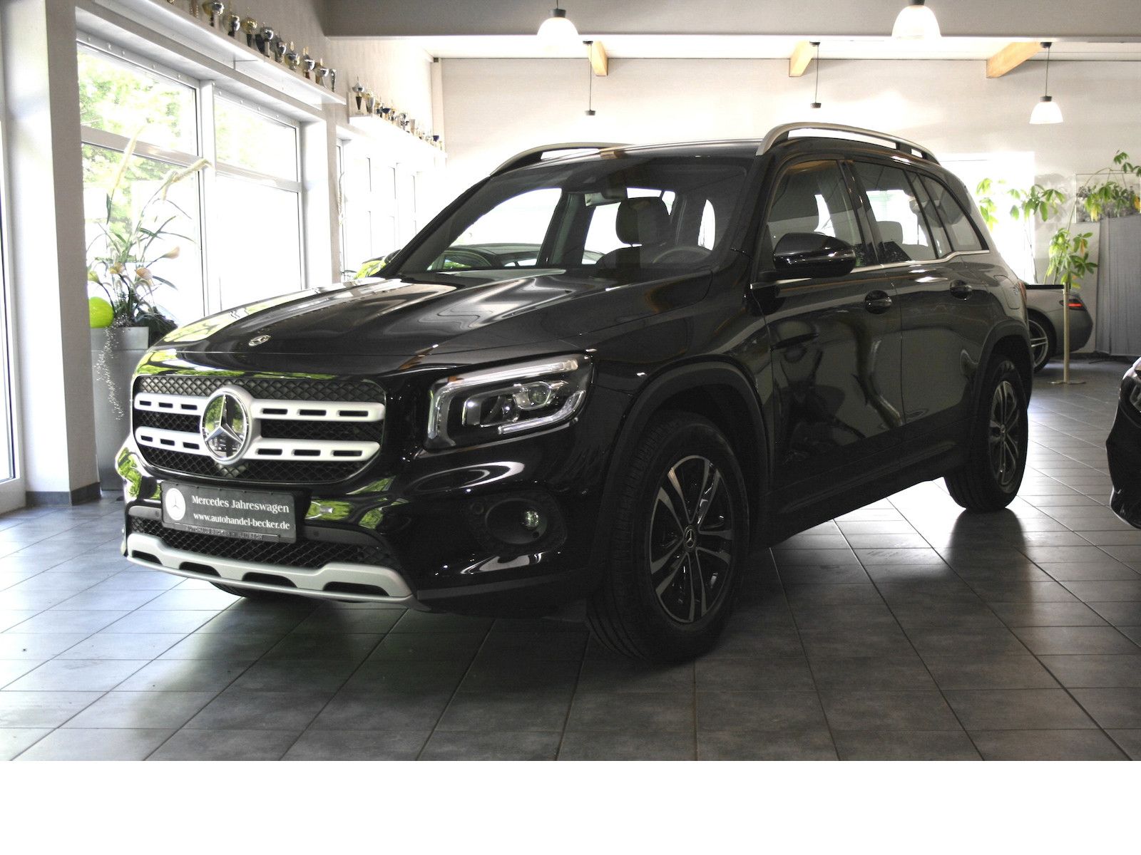 Fahrzeugabbildung Mercedes-Benz GLB 180 *MBUX *Totwinkel *Kamera+PTS *LED*