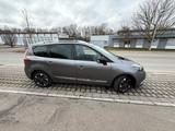 Renault Grand Scenic Bose 1.6 dci 7 Sitzen - Renault Grand Scenic aus 2015
