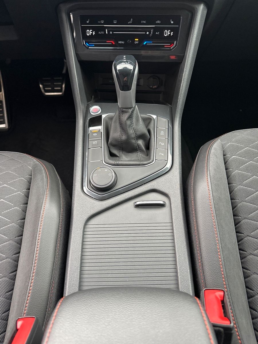 Fahrzeugabbildung SEAT Tarraco 2.0 TDI DSG FR NAV+LED+AHK+KAM+SHZ