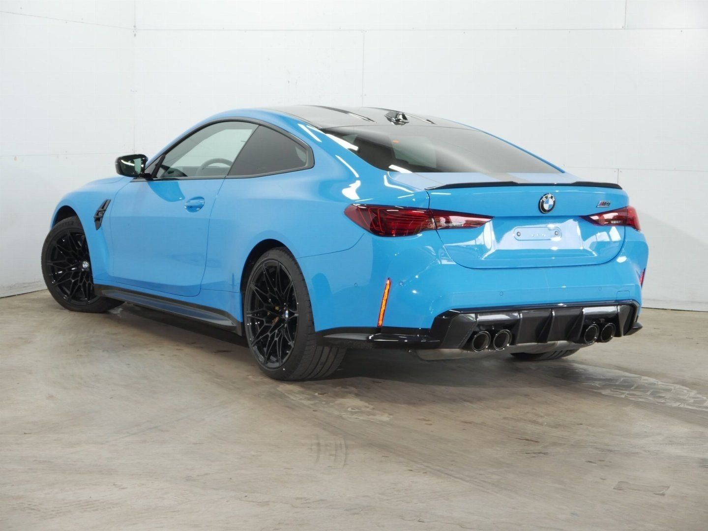 Fahrzeugabbildung BMW M4 Competition M xDrive Coupé M Drivers Package
